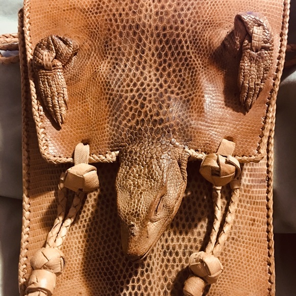 🐊 Leather Gator Purse